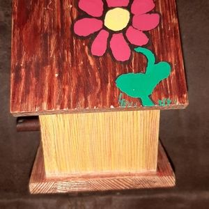 Birdhouse hand painted acrylics and more. Choose one